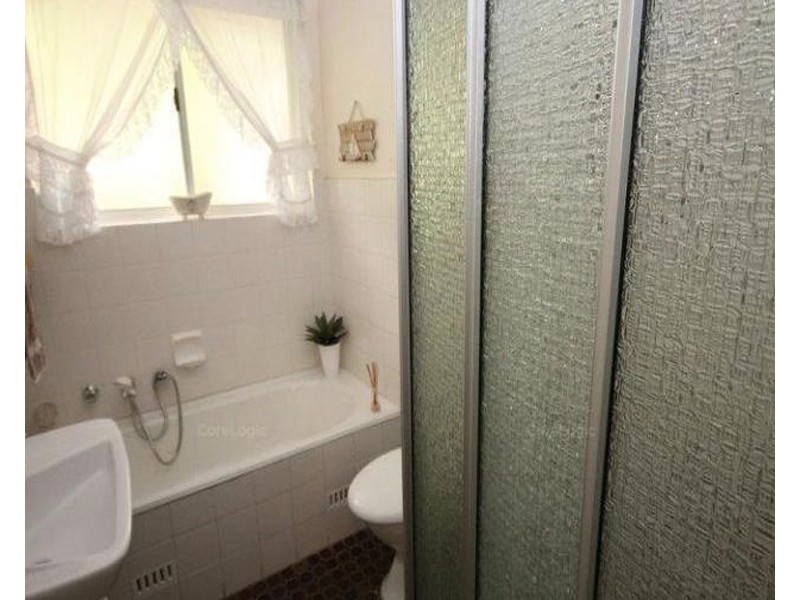 12/127 The Crescent, Fairfield NSW 2165