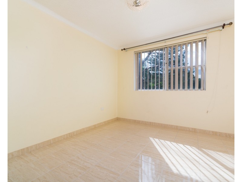 9/3 Lawson Street, Fairfield NSW 2165