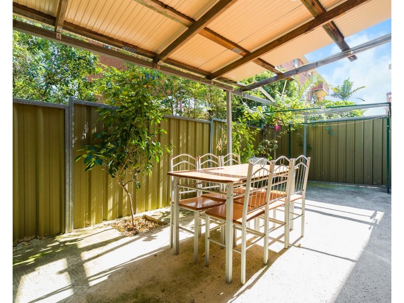 1/32 Hardy Street, Fairfield NSW 2165