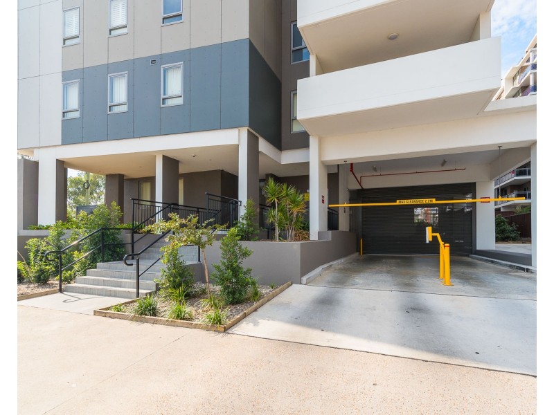 16/1  Browne Parade, Liverpool NSW 2170