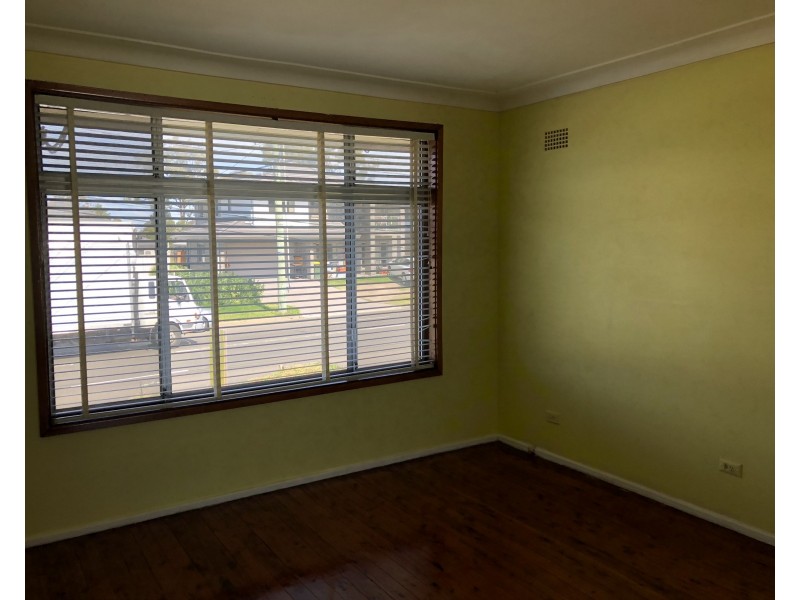 Fairfield West NSW 2165