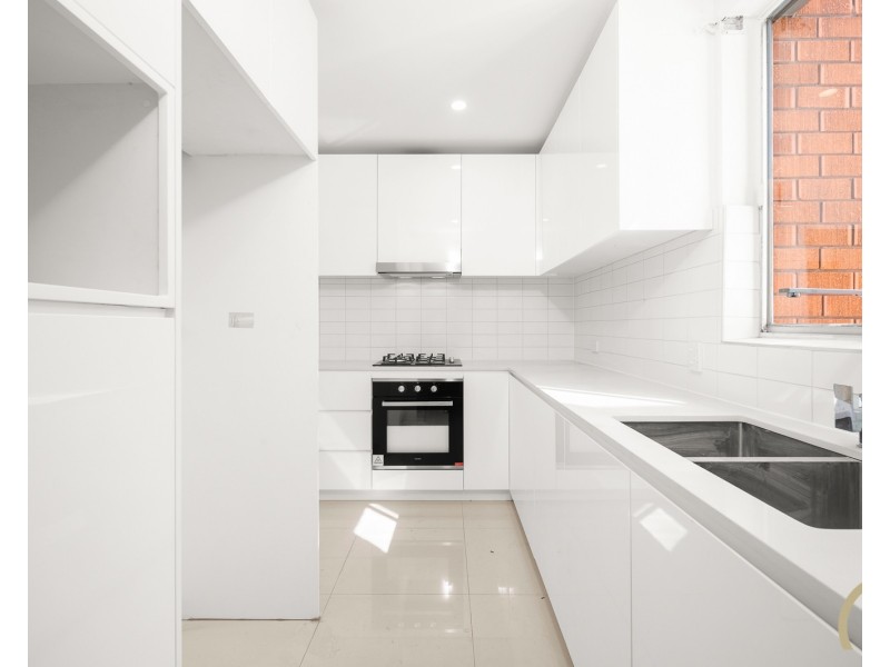 2/53 Hamilton Road, Fairfield NSW 2165