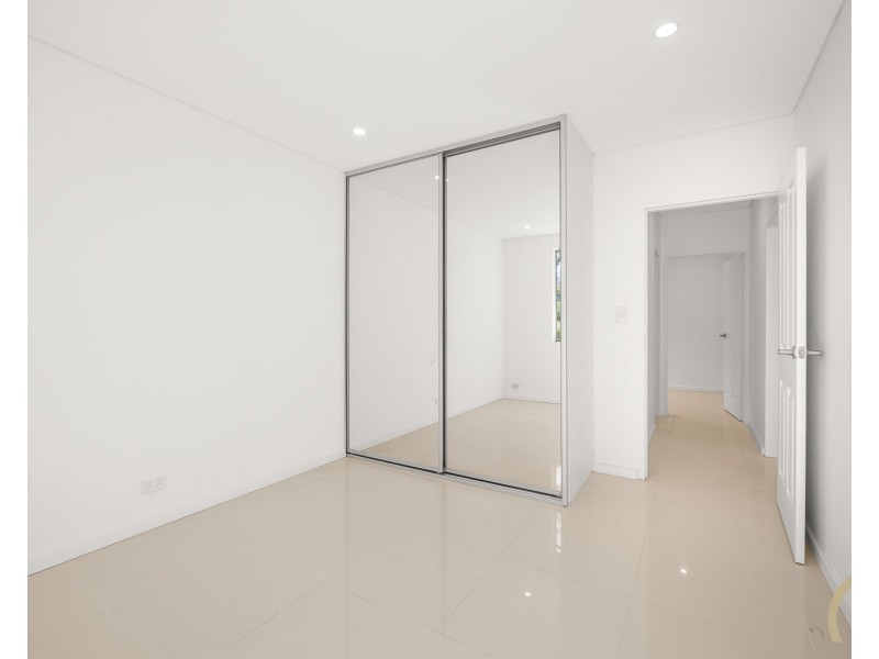 2/53 Hamilton Road, Fairfield NSW 2165