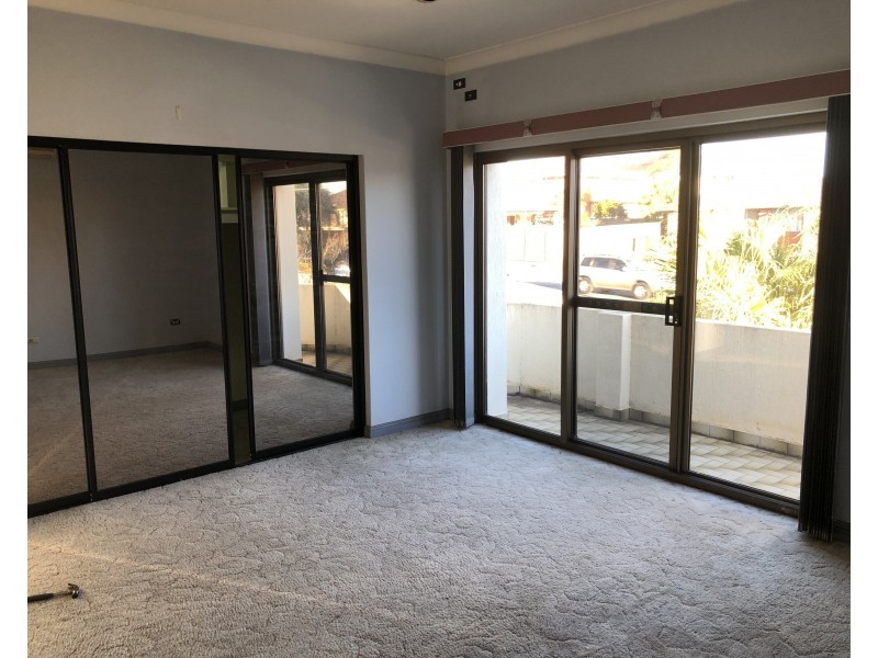 Fairfield West NSW 2165