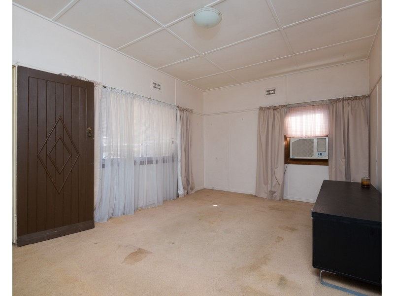 4 Morse Street, Fairfield East NSW 2165