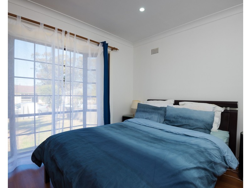 19 Eureka Crescent, Sadleir NSW 2168