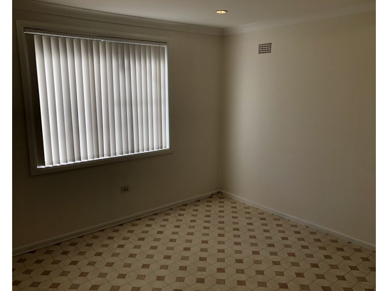 Fairfield West NSW 2165