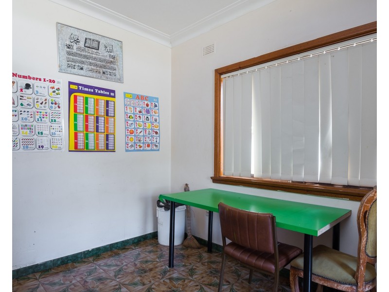 54 Riverview Road, Fairfield NSW 2165