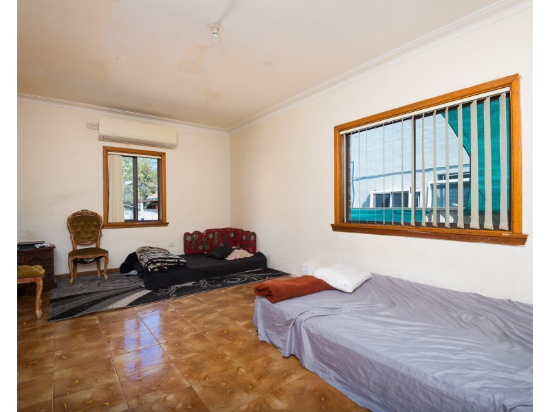 54 Riverview Road, Fairfield NSW 2165