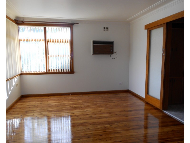 Fairfield West NSW 2165