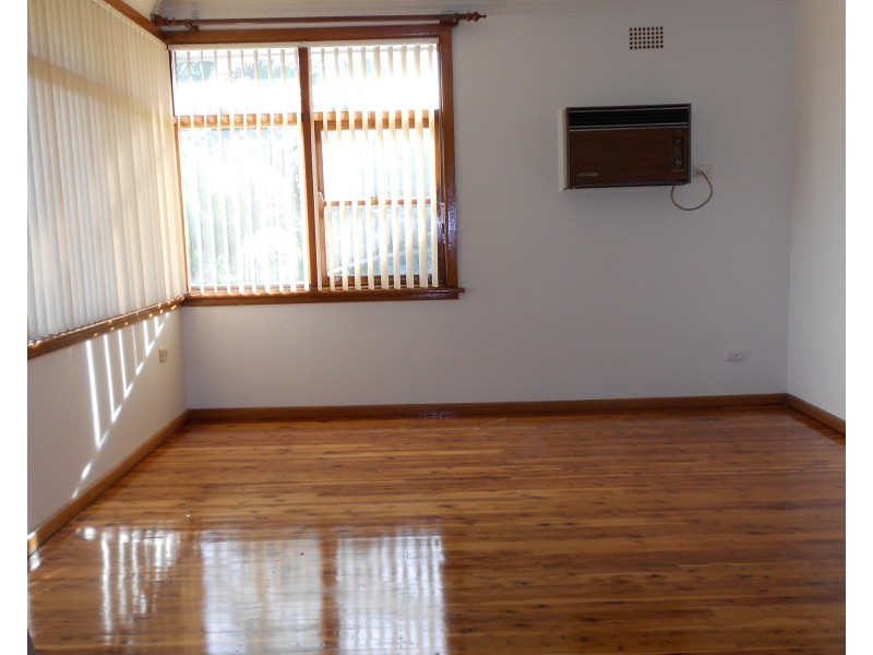 Fairfield West NSW 2165