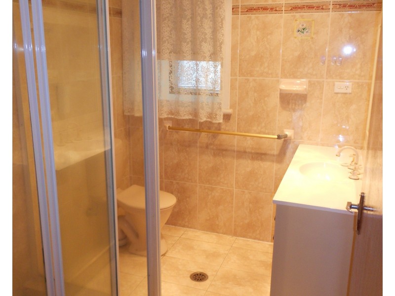 Fairfield West NSW 2165