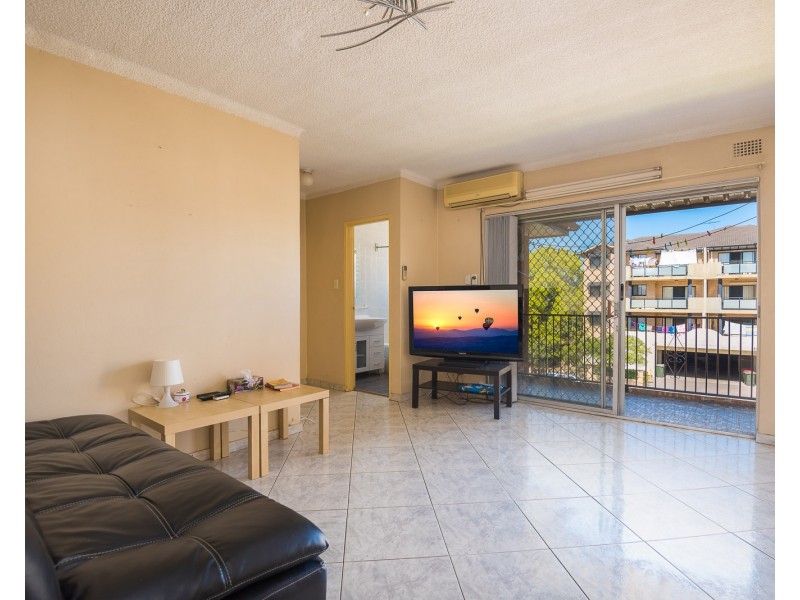 6/62 Harris Street, Fairfield NSW 2165