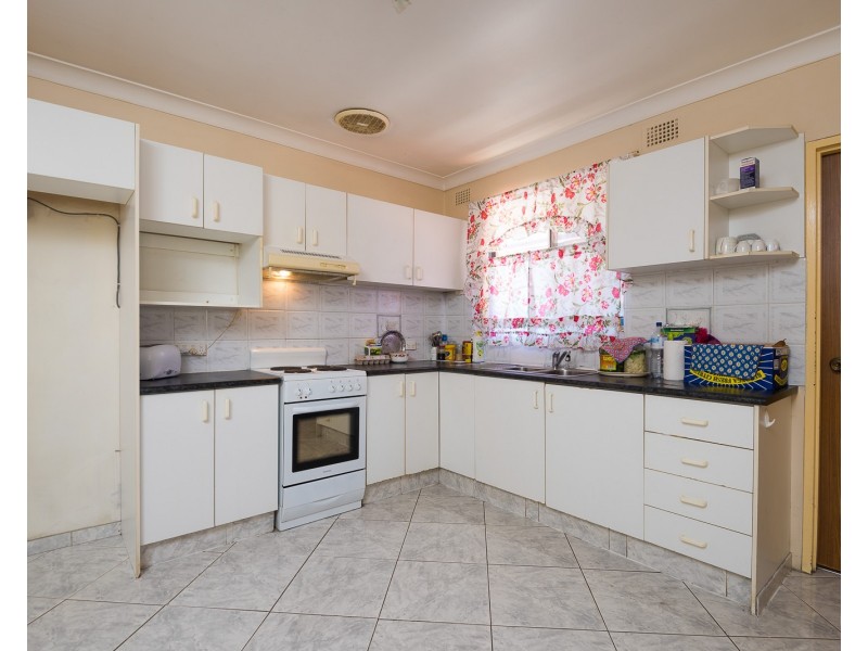 6/62 Harris Street, Fairfield NSW 2165