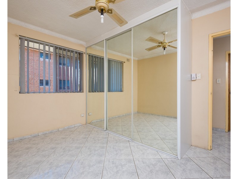 6/62 Harris Street, Fairfield NSW 2165