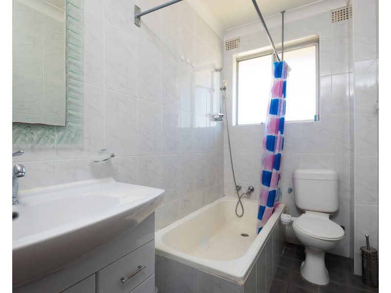 6/62 Harris Street, Fairfield NSW 2165