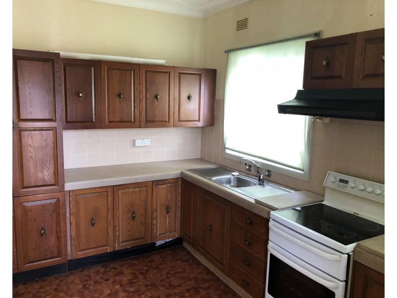 Fairfield West NSW 2165