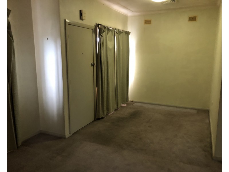 Fairfield West NSW 2165