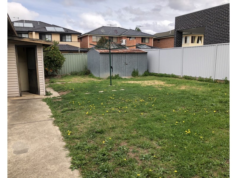 Fairfield West NSW 2165