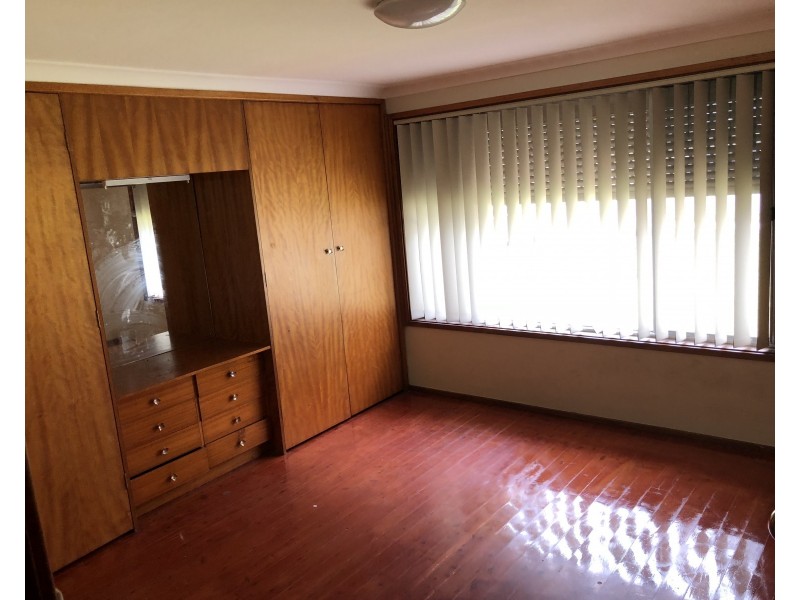 Fairfield West NSW 2165