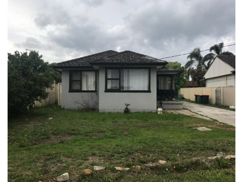 Fairfield West NSW 2165