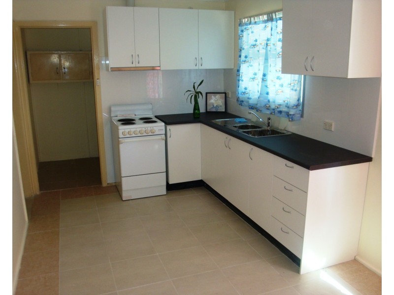 Fairfield West NSW 2165