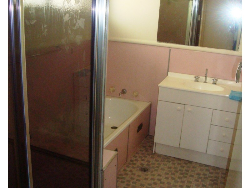 Fairfield West NSW 2165