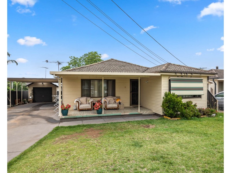13 Shamrock Street, Smithfield NSW 2164