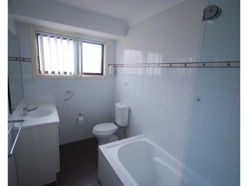 Greenfield Park NSW 2176