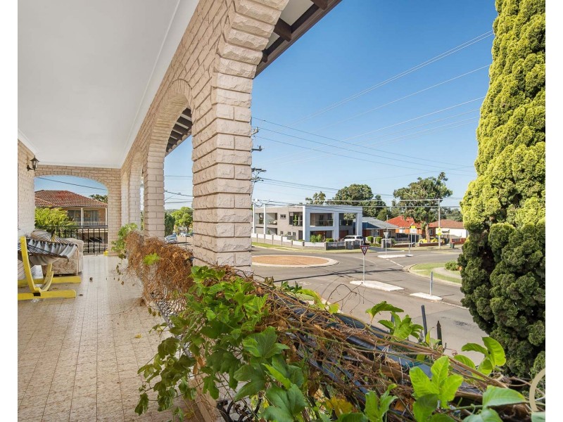 81A Neville Street, Smithfield NSW 2164
