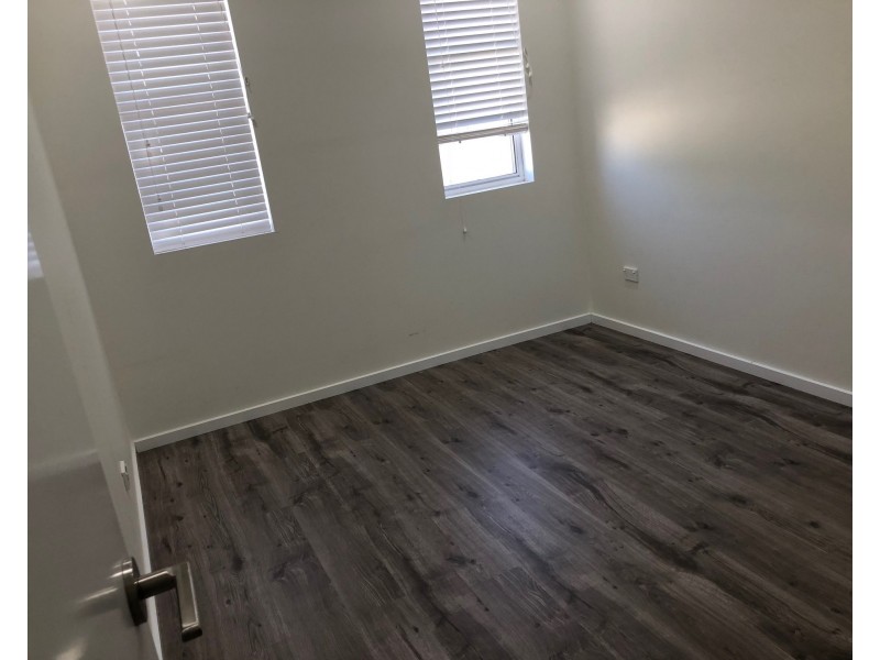 Greenfield Park NSW 2176