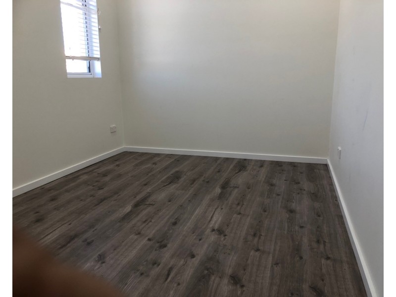 Greenfield Park NSW 2176