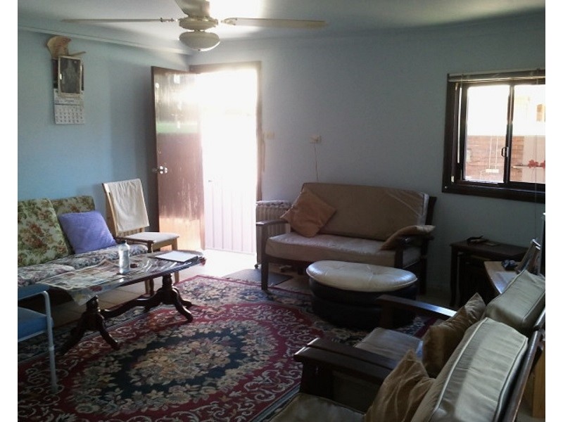 Fairfield NSW 2165