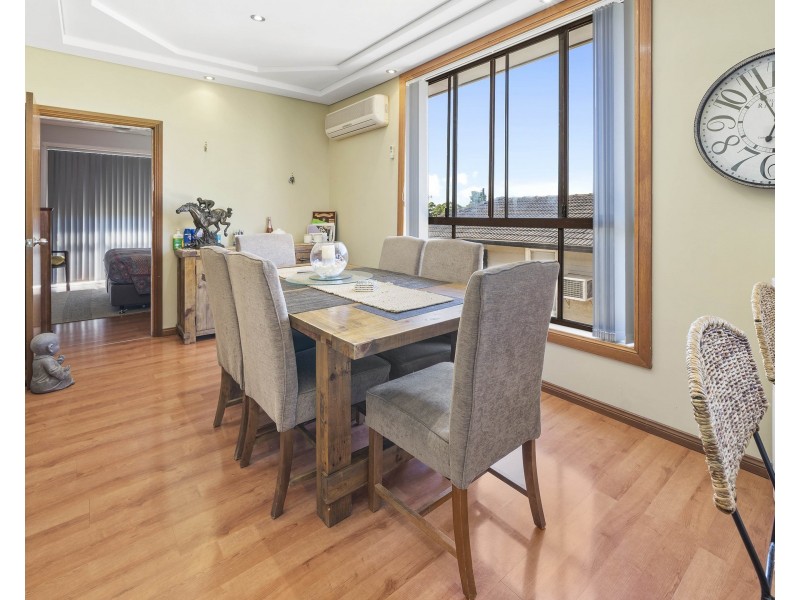 8 Nolan Place, Mount Pritchard NSW 2170