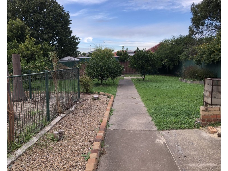 Fairfield West NSW 2165