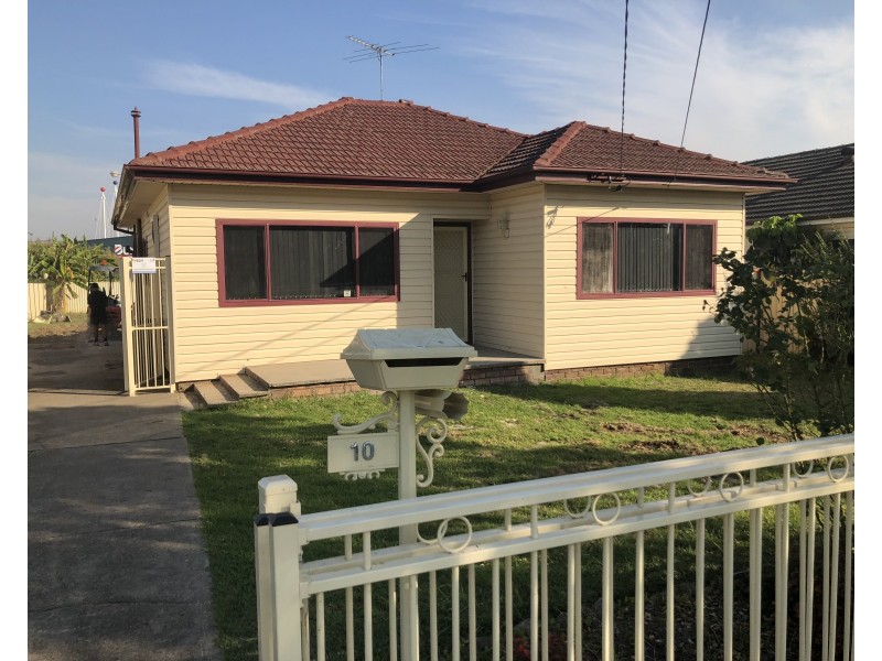 Fairfield East NSW 2165