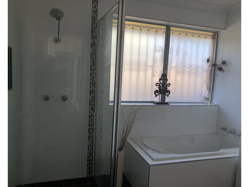 Canley Heights NSW 2166