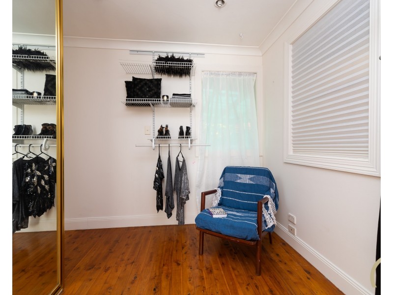 1 Avonlea Street, Canley Heights NSW 2166