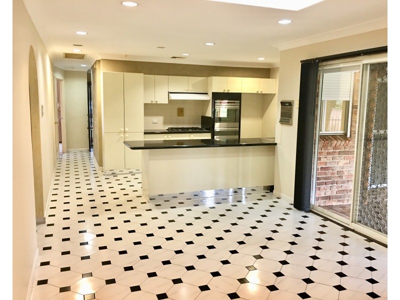 15 Unsworth Street, Abbotsbury NSW 2176