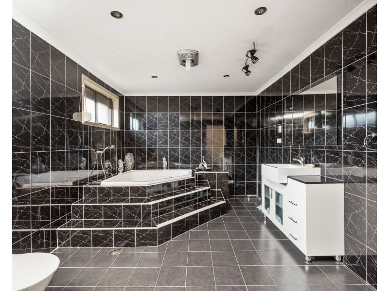 16  Powhatan Street, Greenfield Park NSW 2176