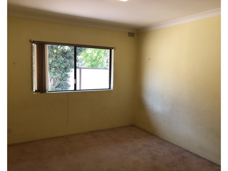 Fairfield East NSW 2165