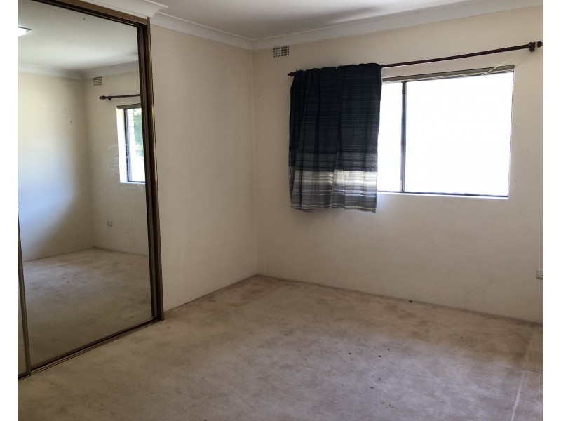 Fairfield East NSW 2165