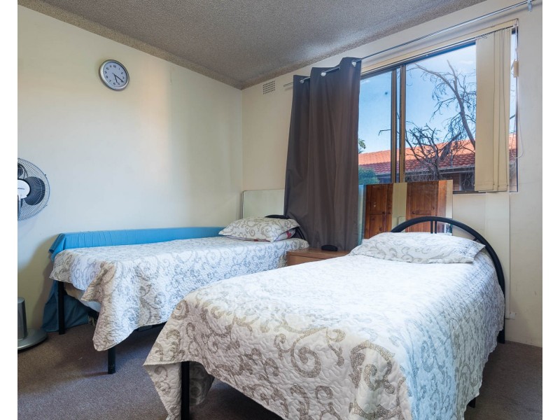 4/60 Harris Street, Fairfield NSW 2165