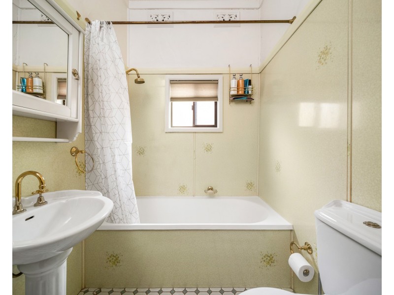 31 Chamberlain Road, Guildford NSW 2161