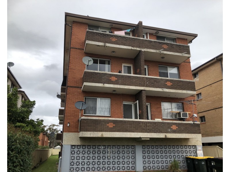 Fairfield NSW 2165