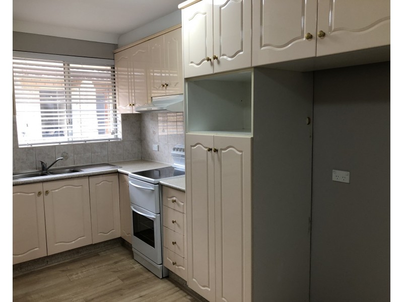 Fairfield NSW 2165
