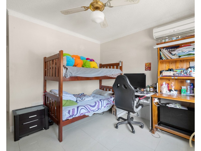 5/112 Wattle Ave, Carramar NSW 2163