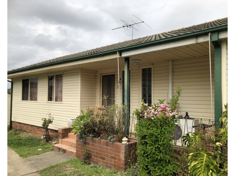 Fairfield West NSW 2165