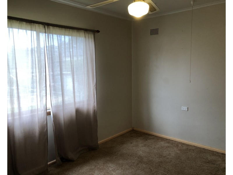 Fairfield West NSW 2165