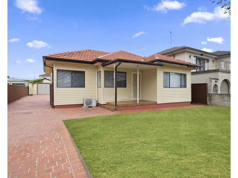 208 Hamilton Road, Fairfield NSW 2165